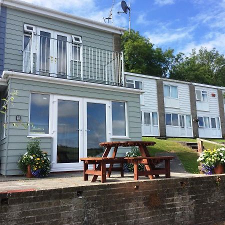 Freshwater Bay Holiday Cottages Pembroke Exterior photo
