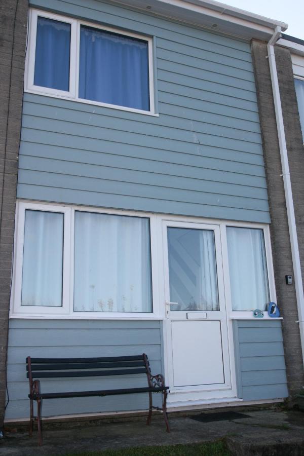 Freshwater Bay Holiday Cottages Pembroke Exterior photo